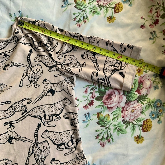 Cheetah Top! - Picture 6 of 7